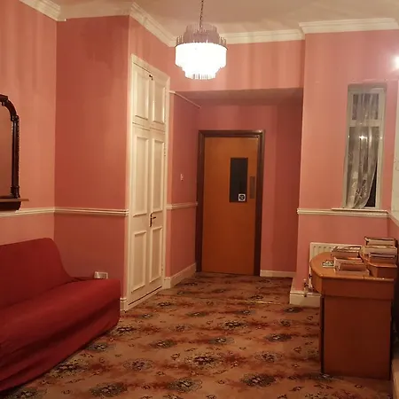 B&B Addison 3*